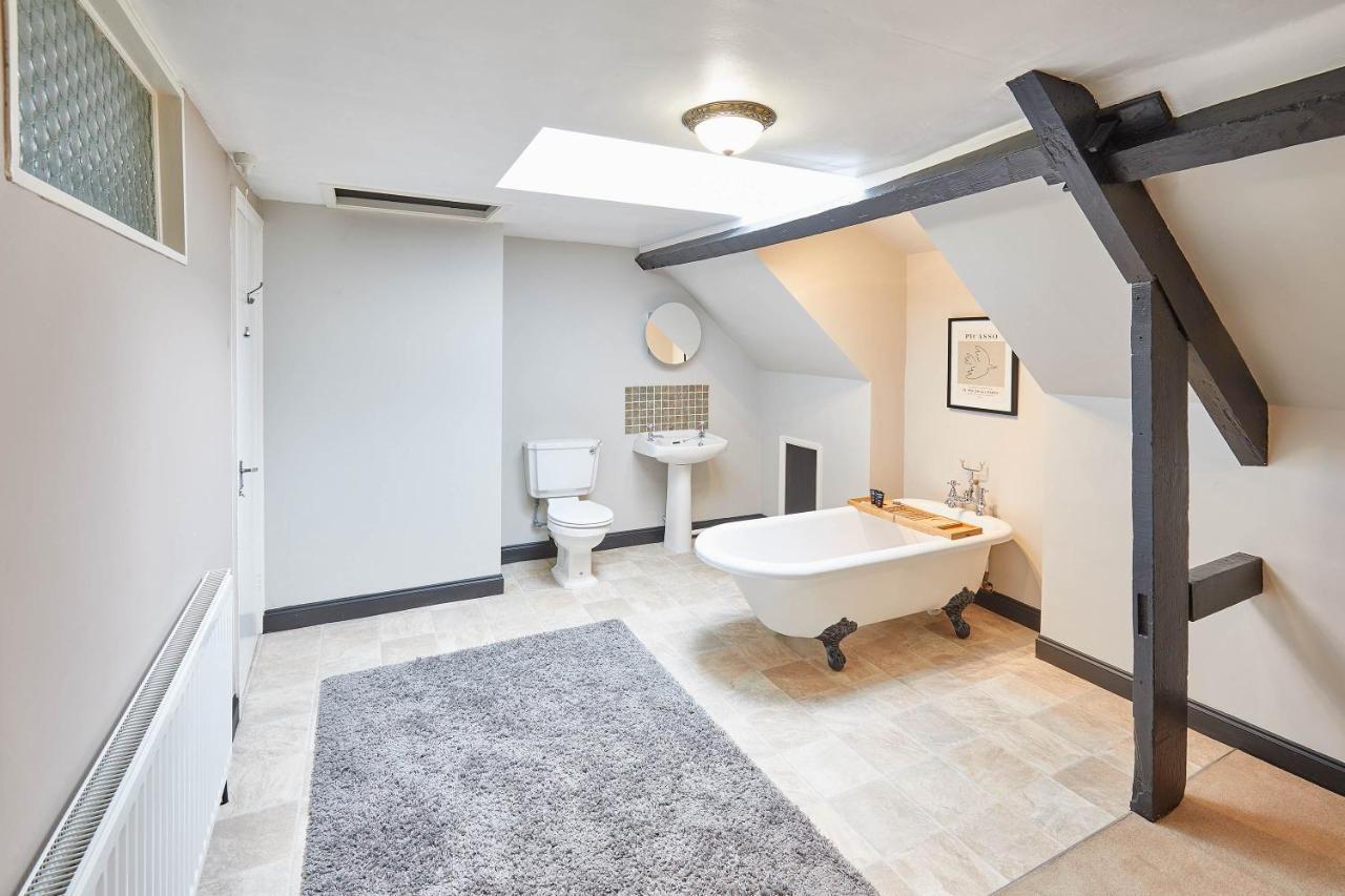 Host & Stay - Princess Place Townhouse Уитби Экстерьер фото